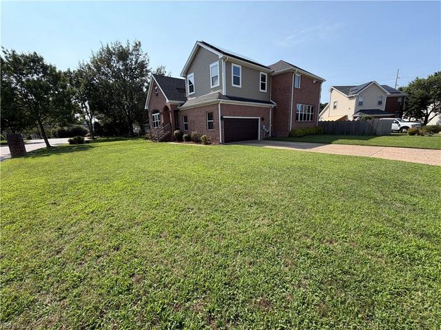 4616 Coral Reef LN, Virginia Beach, VA 23455