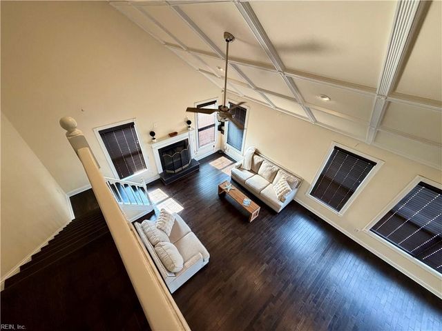 4616 Coral Reef LN, Virginia Beach, VA 23455
