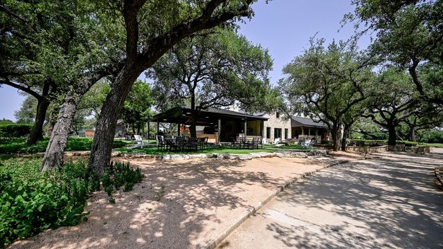 290 Leaning Rock RDG, Austin, TX 78737