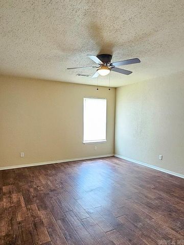 4618 Bedrock Drive, Jonesboro, AR 72404