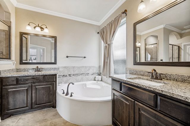 9886 Atlantic Lane, Frisco, TX 75035