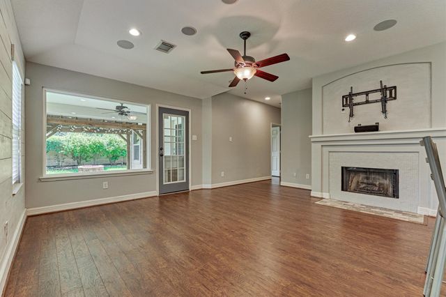 6835 Autumn Rain Lane, Spring, TX 77379