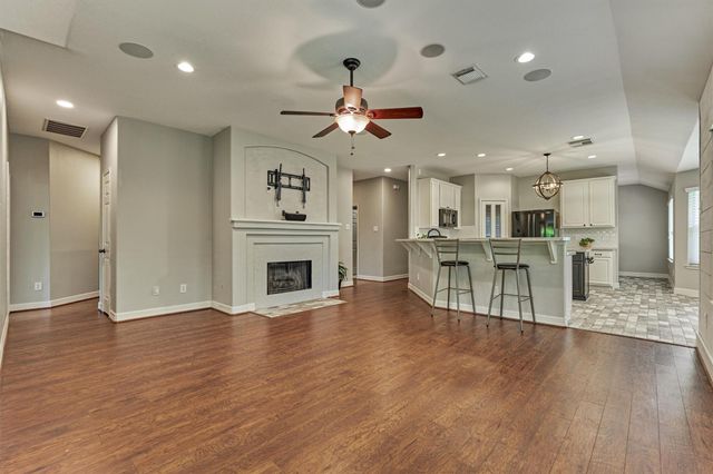 6835 Autumn Rain Lane, Spring, TX 77379