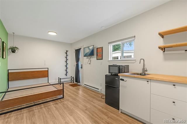 1195 Willow Street, Denver, CO 80220