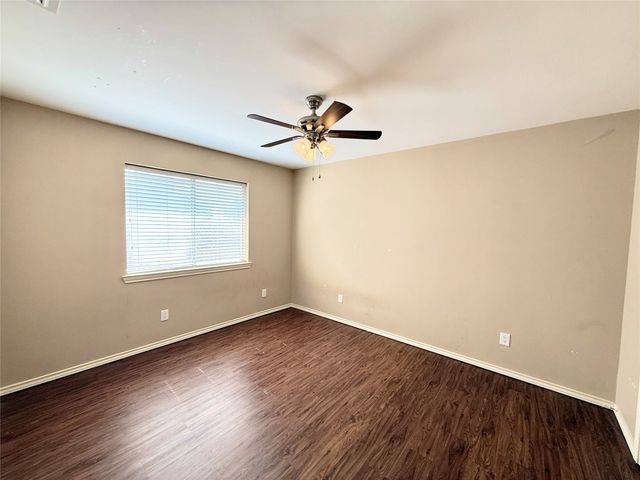 8902 Bayshore Lane, Rowlett, TX 75088
