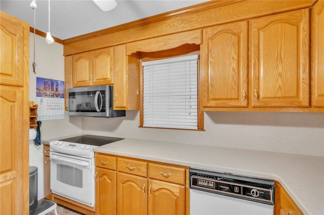 145 Old Sanders Road, Pendleton, SC 29670