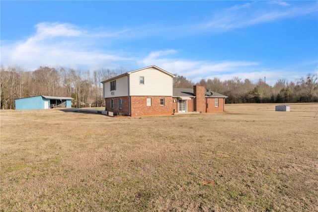 145 Old Sanders Road, Pendleton, SC 29670