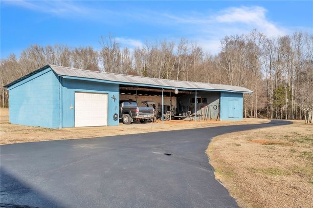 145 Old Sanders Road, Pendleton, SC 29670