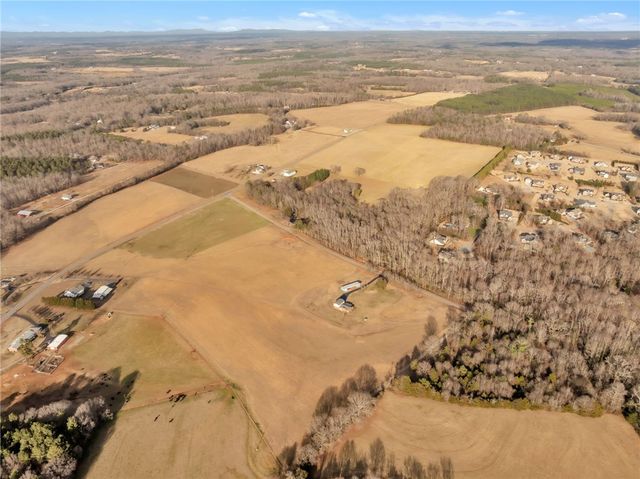 145 Old Sanders Road, Pendleton, SC 29670