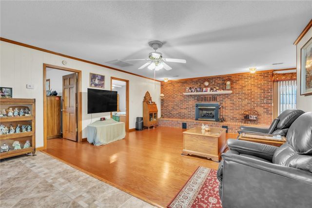 145 Old Sanders Road, Pendleton, SC 29670