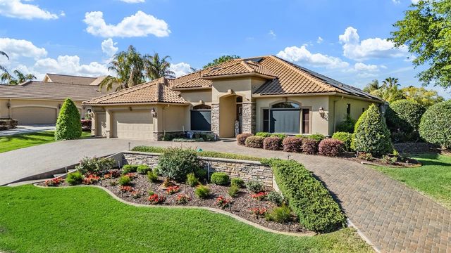 34115 AMERICANA AVENUE, Dade City, FL 33525