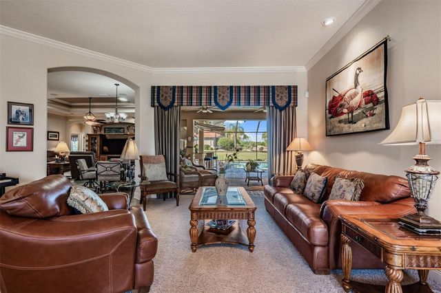 34115 AMERICANA AVENUE, Dade City, FL 33525