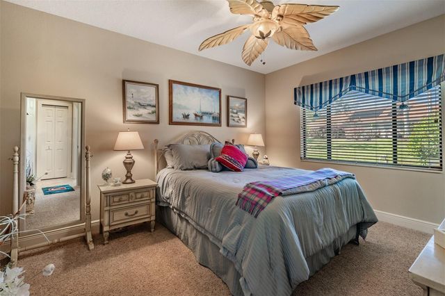 34115 AMERICANA AVENUE, Dade City, FL 33525