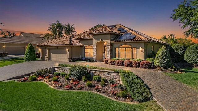 34115 AMERICANA AVENUE, Dade City, FL 33525