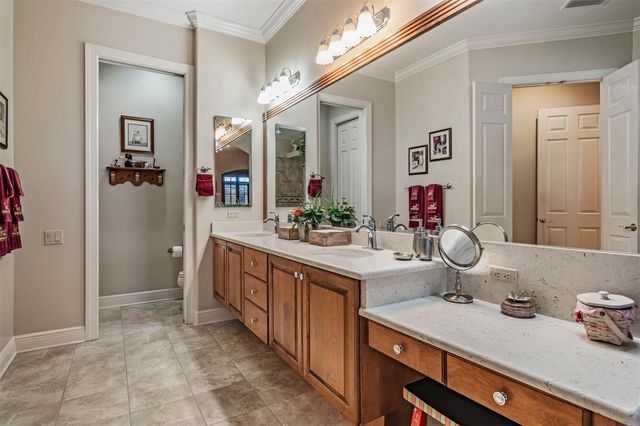 34115 AMERICANA AVENUE, Dade City, FL 33525