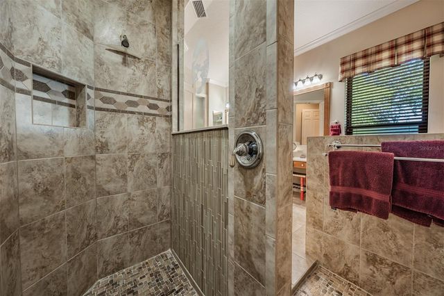 34115 AMERICANA AVENUE, Dade City, FL 33525