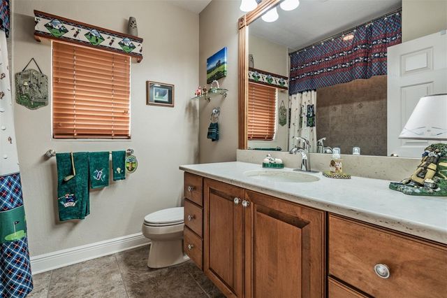 34115 AMERICANA AVENUE, Dade City, FL 33525