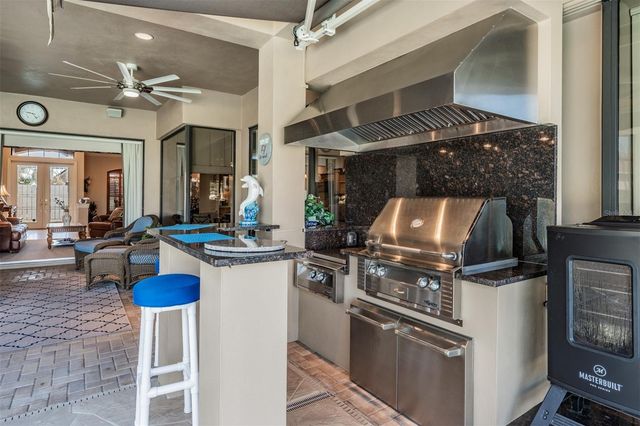 34115 AMERICANA AVENUE, Dade City, FL 33525