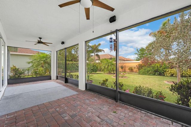 10095 SW Indian Lilac Trail, Port St. Lucie, FL 34987