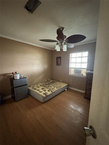 636 E Kempner ST, Mabank, TX 75147