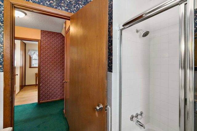 10572 Crooked Lake Boulevard NW, Coon Rapids, MN 55433