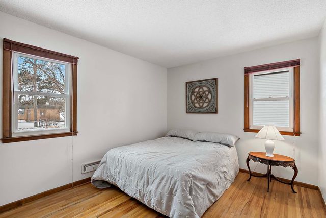 10572 Crooked Lake Boulevard NW, Coon Rapids, MN 55433