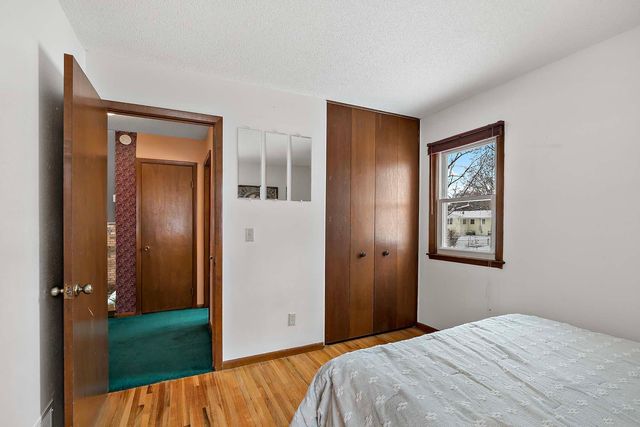 10572 Crooked Lake Boulevard NW, Coon Rapids, MN 55433