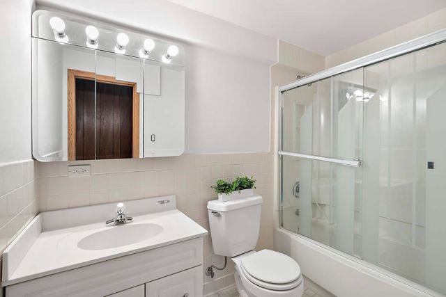 10572 Crooked Lake Boulevard NW, Coon Rapids, MN 55433