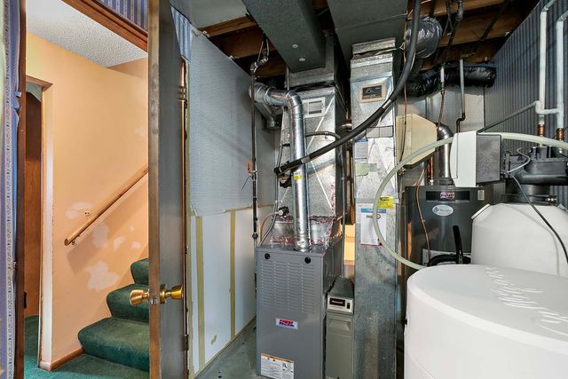 10572 Crooked Lake Boulevard NW, Coon Rapids, MN 55433