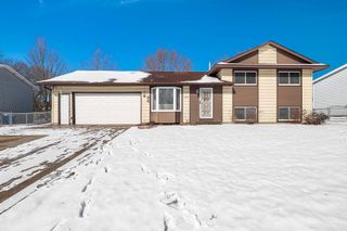 10572 Crooked Lake Boulevard NW, Coon Rapids, MN 55433