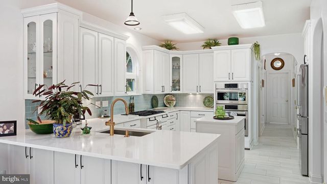 143 EDGEMONT CIR, Locust Grove, VA 22508