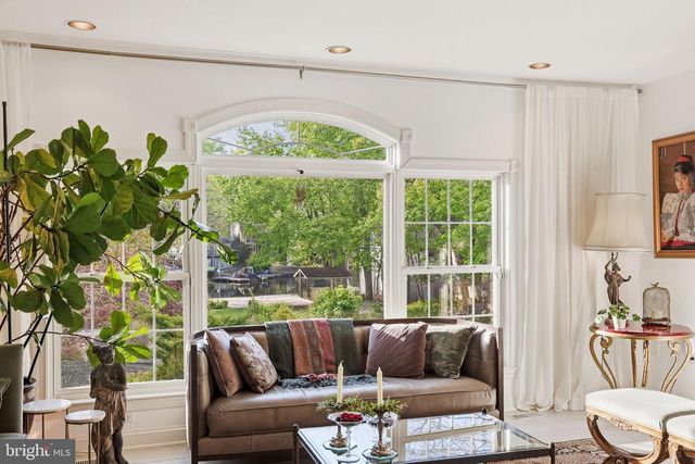 143 EDGEMONT CIR, Locust Grove, VA 22508