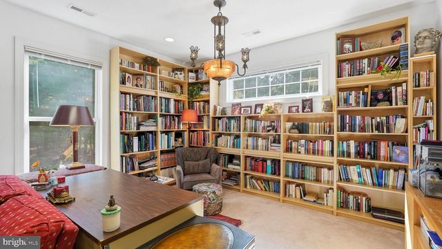 143 EDGEMONT CIR, Locust Grove, VA 22508