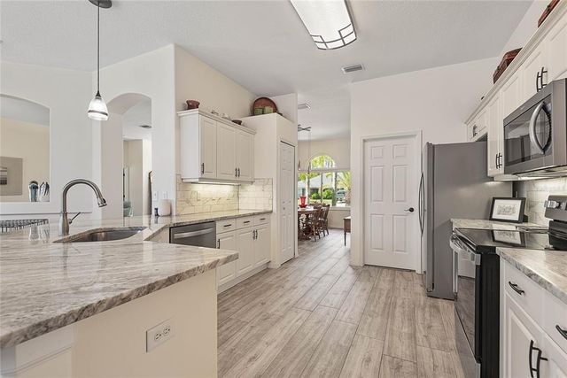 65 ESPERANTO DRIVE, Palm Coast, FL 32164