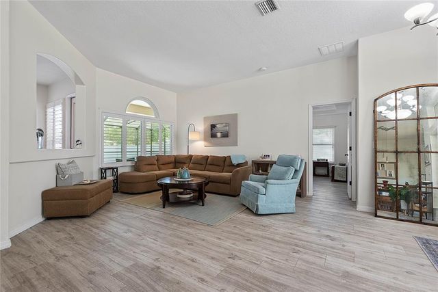65 ESPERANTO DRIVE, Palm Coast, FL 32164