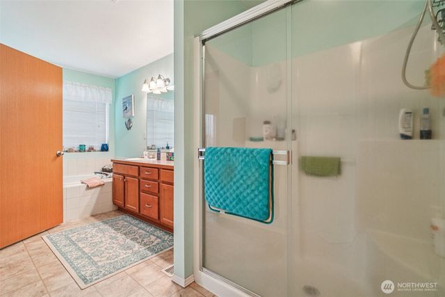 11417 185th Street E, Puyallup, WA 98374