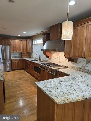782 W HAMBURG ST, Baltimore, MD 21230