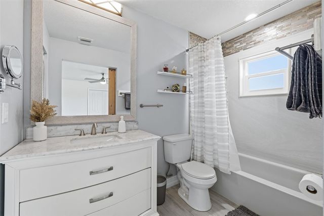 10315 CHADBOURNE DRIVE, Tampa, FL 33624