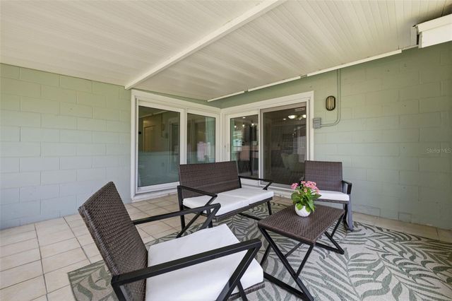 10315 CHADBOURNE DRIVE, Tampa, FL 33624