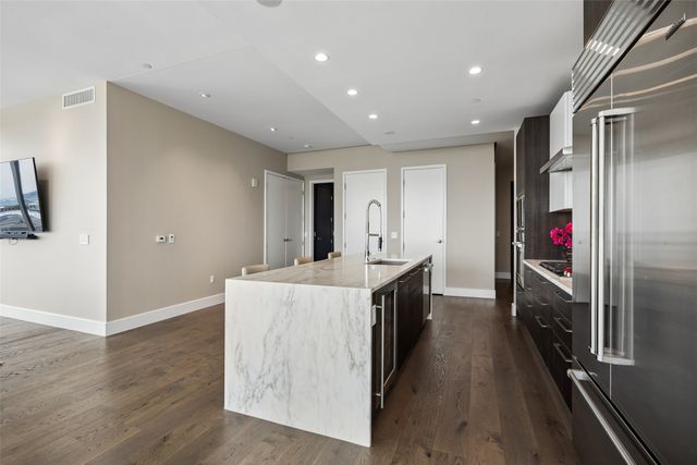 7901 Windrose Avenue 806, Plano, TX 75024