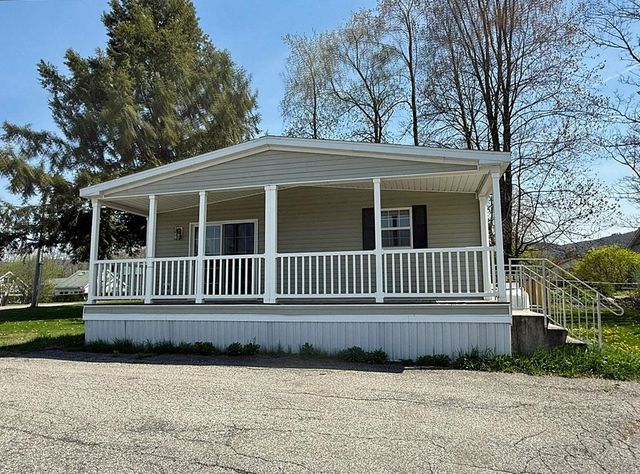 138 Curtis Avenue, Rutland City, VT 05701