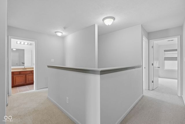 2462 Middle View Drive, Columbus, IN 47201
