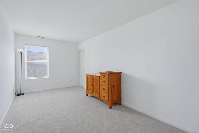 2462 Middle View Drive, Columbus, IN 47201