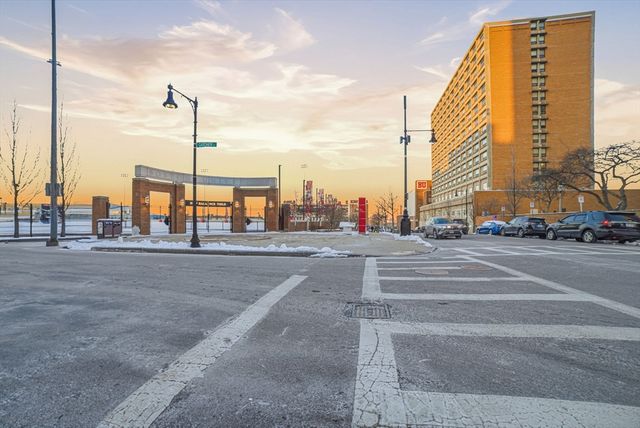 1035 Commonwealth Ave 511, Boston, MA 02215