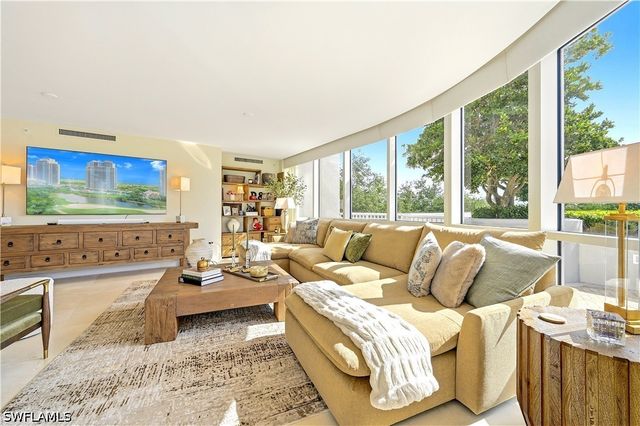 4801 Bonita Bay BLVD 301, Bonita Springs, FL 34134
