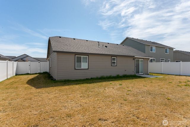 4256 W Wood Court, Moses Lake, WA 98837