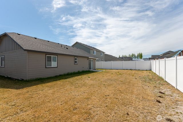 4256 W Wood Court, Moses Lake, WA 98837