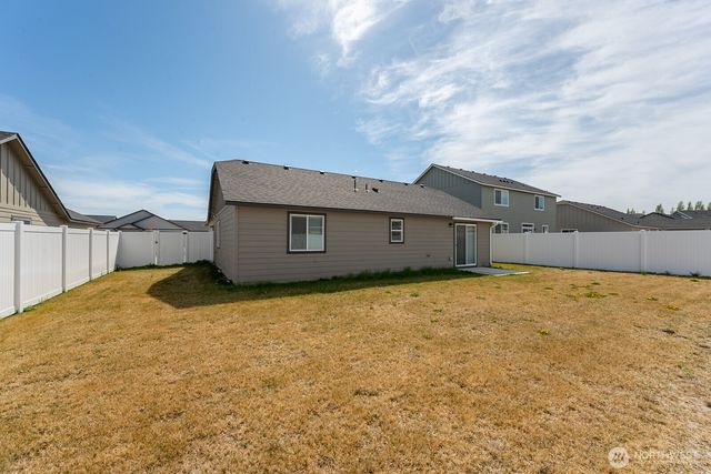4256 W Wood Court, Moses Lake, WA 98837