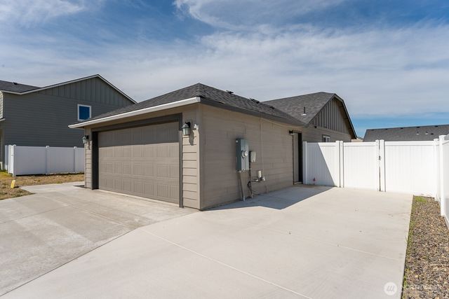 4256 W Wood Court, Moses Lake, WA 98837