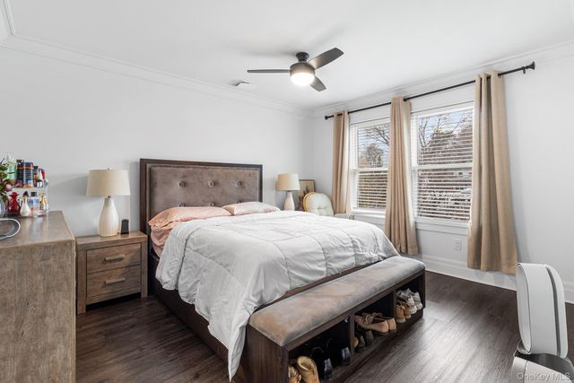 14 E 5th Street, Huntington, NY 11746